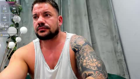 Snapshot of musclemonster31 chatting on 02.15.25 MuscleMonster31 online show from 02.15.25