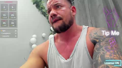 Snapshot of musclemonster31 chatting on 03.02.25 MuscleMonster31 online show from 03.02.25