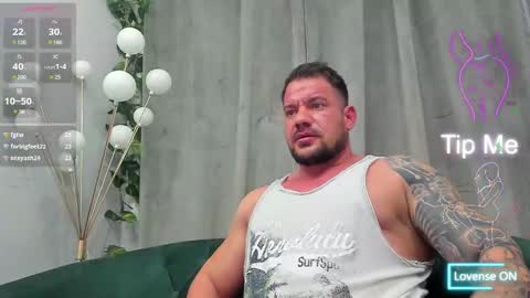 Snapshot of musclemonster31 chatting on 03.02.25 MuscleMonster31 online show from 03.02.25