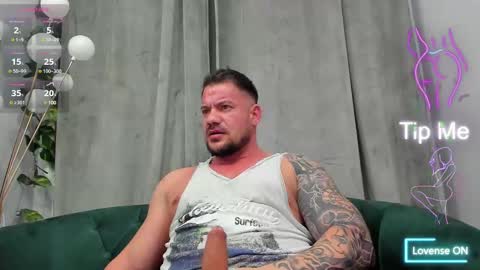 Snapshot of musclemonster31 chatting on 03.05.25 MuscleMonster31 online show from 03.05.25