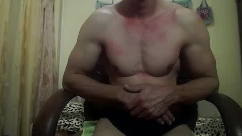Snapshot of musculargod chatting on 11.14.25 SexyMuscled online show from 11.14.25