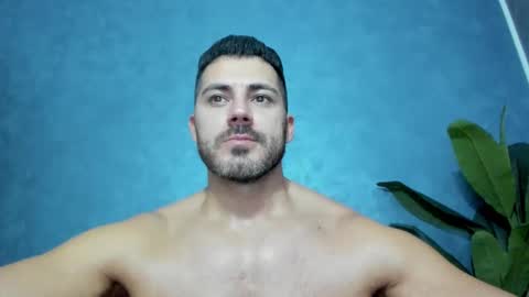 Snapshot of muscularmaster chatting on 12.05.24 muscularmaster onlyfans online show from 12.05.24