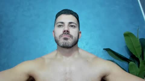 Snapshot of muscularmaster chatting on 12.05.24 muscularmaster onlyfans online show from 12.05.24