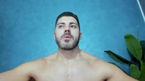 Snapshot of muscularmaster chatting on 12.06.24 muscularmaster onlyfans online show from 12.06.24