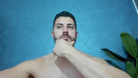 Snapshot of muscularmaster chatting on 12.09.24 muscularmaster onlyfans online show from 12.09.24