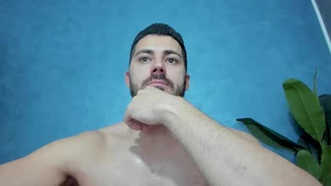 Snapshot of muscularmaster chatting on 12.10.24 muscularmaster onlyfans online show from 12.10.24