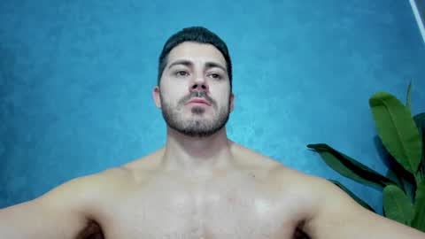 Snapshot of muscularmaster chatting on 01.14.25 muscularmaster onlyfans online show from 01.14.25