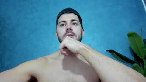 Snapshot of muscularmaster chatting on 01.15.25 muscularmaster onlyfans online show from 01.15.25