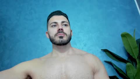 Snapshot of muscularmaster chatting on 01.21.25 muscularmaster onlyfans online show from 01.21.25