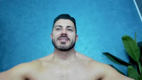 Snapshot of muscularmaster chatting on 01.23.25 muscularmaster onlyfans online show from 01.23.25