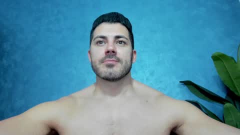Snapshot of muscularmaster chatting on 01.30.25 muscularmaster onlyfans online show from 01.30.25