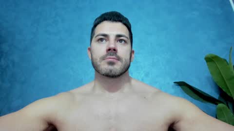 Snapshot of muscularmaster chatting on 01.30.25 muscularmaster onlyfans online show from 01.30.25