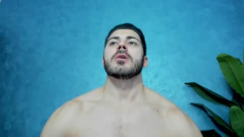 Snapshot of muscularmaster chatting on 02.06.25 muscularmaster onlyfans online show from 02.06.25