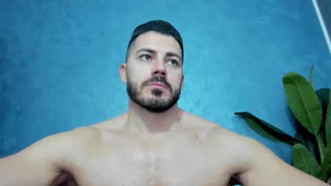 Snapshot of muscularmaster chatting on 02.14.25 muscularmaster onlyfans online show from 02.14.25