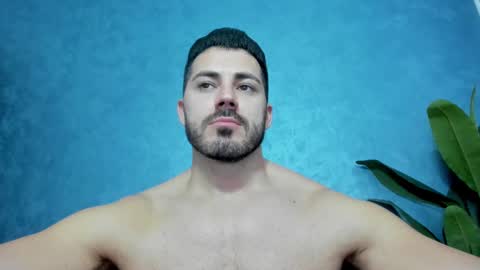 Snapshot of muscularmaster chatting on 02.20.25 muscularmaster onlyfans online show from 02.20.25
