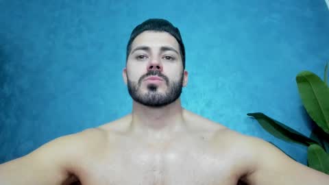 Snapshot of muscularmaster chatting on 02.24.25 muscularmaster onlyfans online show from 02.24.25