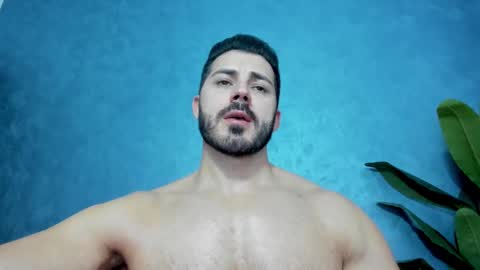 Snapshot of muscularmaster chatting on 02.25.25 muscularmaster onlyfans online show from 02.25.25
