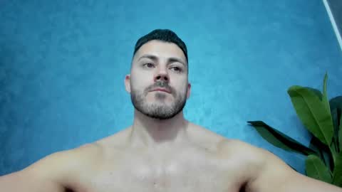 Snapshot of muscularmaster chatting on 03.06.25 muscularmaster onlyfans online show from 03.06.25