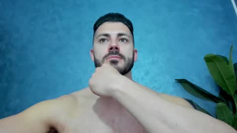 Snapshot of muscularmaster chatting on 03.09.25 muscularmaster onlyfans online show from 03.09.25