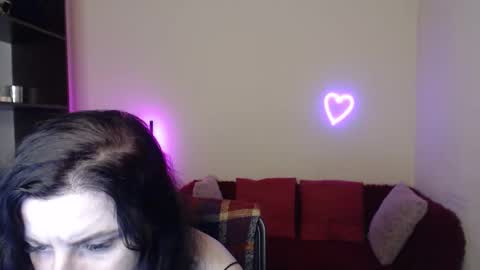 Jeneva online show from 11.28.25