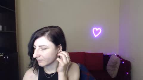 Jeneva online show from 12.18.25