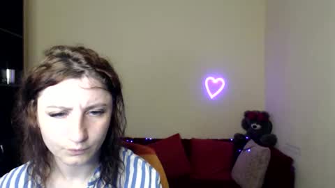 Jeneva online show from 05.25.26