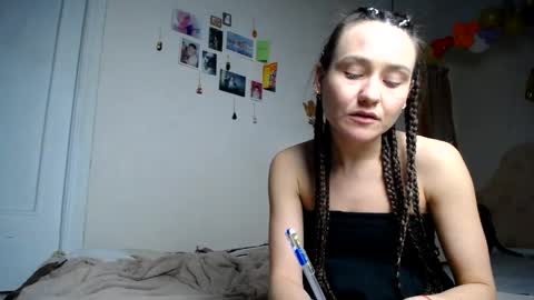 Snapshot of muse_online chatting on 12.16.24 Muse Ali online show from 12.16.24