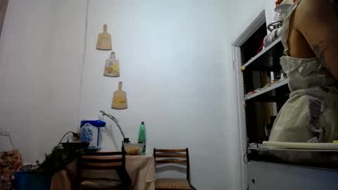 Snapshot of muse_online chatting on 12.26.24 Muse Ali online show from 12.26.24