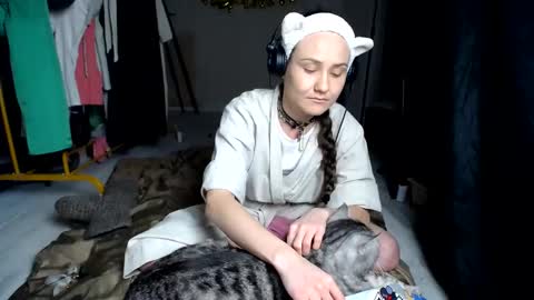 Snapshot of muse_online chatting on 02.10.25 Muse Ali online show from 02.10.25