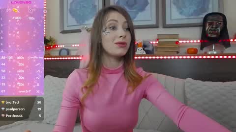 Luna  online show from 10.27.25