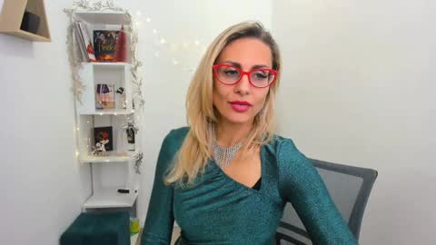 Diana online show from 12.20.24