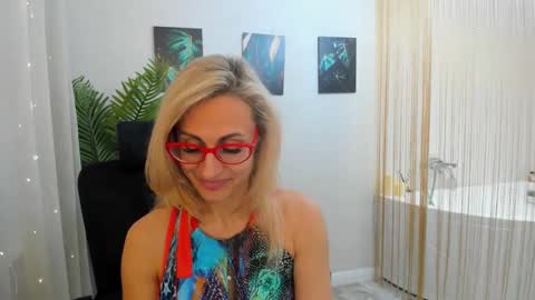 Diana online show from 02.19.25
