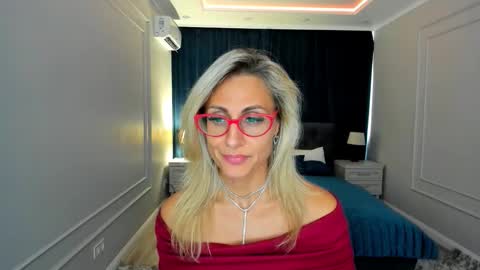 Diana online show from 09.18.25