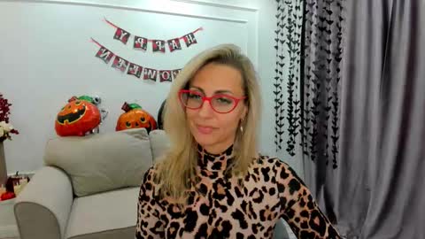 Diana online show from 10.19.25