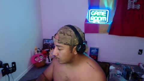 Snapshot of mushrooncat chatting on 09.21.25 mushrooncat online show from 09.21.25