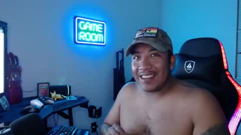 Snapshot of mushrooncat chatting on 09.22.25 mushrooncat online show from 09.22.25