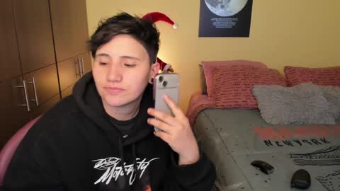 VALENTINA Luna  online show from 12.24.24