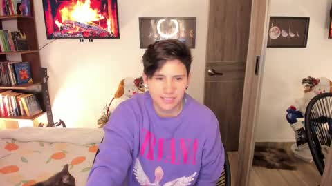 VALENTINA Luna  online show from 11.25.25