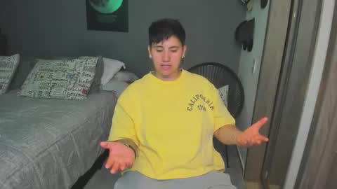 VALENTINA Luna  online show from 04.14.26