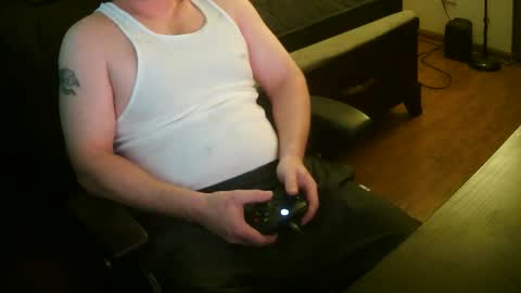 mustenjoyhead79 online show from 10.28.25