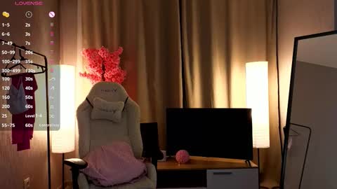 Nika online show from 10.19.25