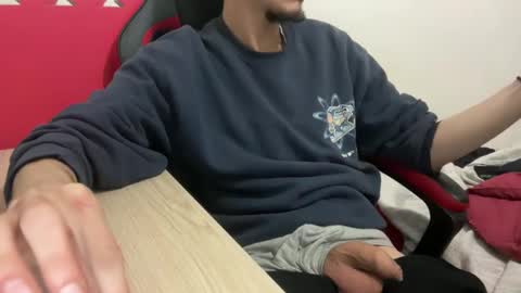 Snapshot of muupp69 chatting on 01.12.25 muupp69 online show from 01.12.25