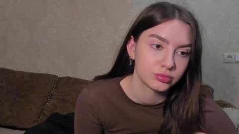 Snapshot of muuur_fam1 chatting on 11.26.25 HEY online show from 11.26.25