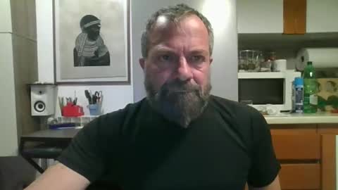 muzungu5 online show from 11.12.25