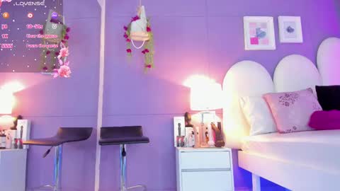 my_aleja_ online show from 10.20.25