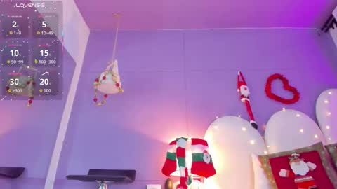 my_aleja_ online show from 12.04.25