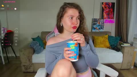 Snapshot of my_emmy chatting on 03.05.25 Emmy online show from 03.05.25