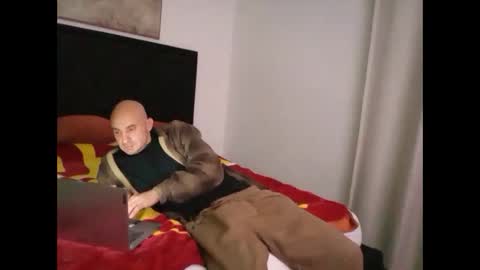 J online show from 11.23.25