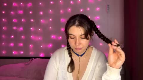 Snapshot of my_margaret_ chatting on 04.07.26 Margaret online show from 04.07.26