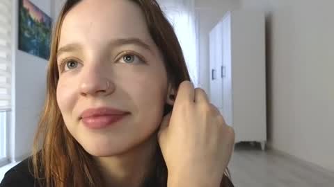 Snapshot of my_mia_ chatting on 12.21.24 MIA I will be here Monday Wednesday Thursday Saturday online show from 12.21.24